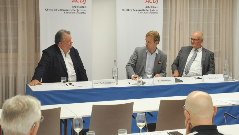 Podiumsdiskussion